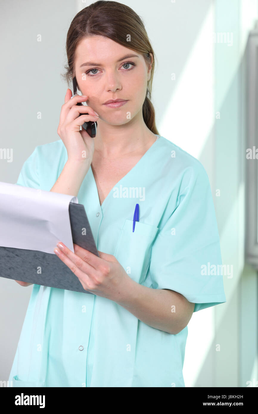 I am a nurse for 4 years, I have worked in 1 hospital before, I am looking for a full time job.