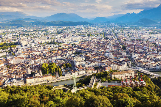 Auvergne-Rhône-Alpes